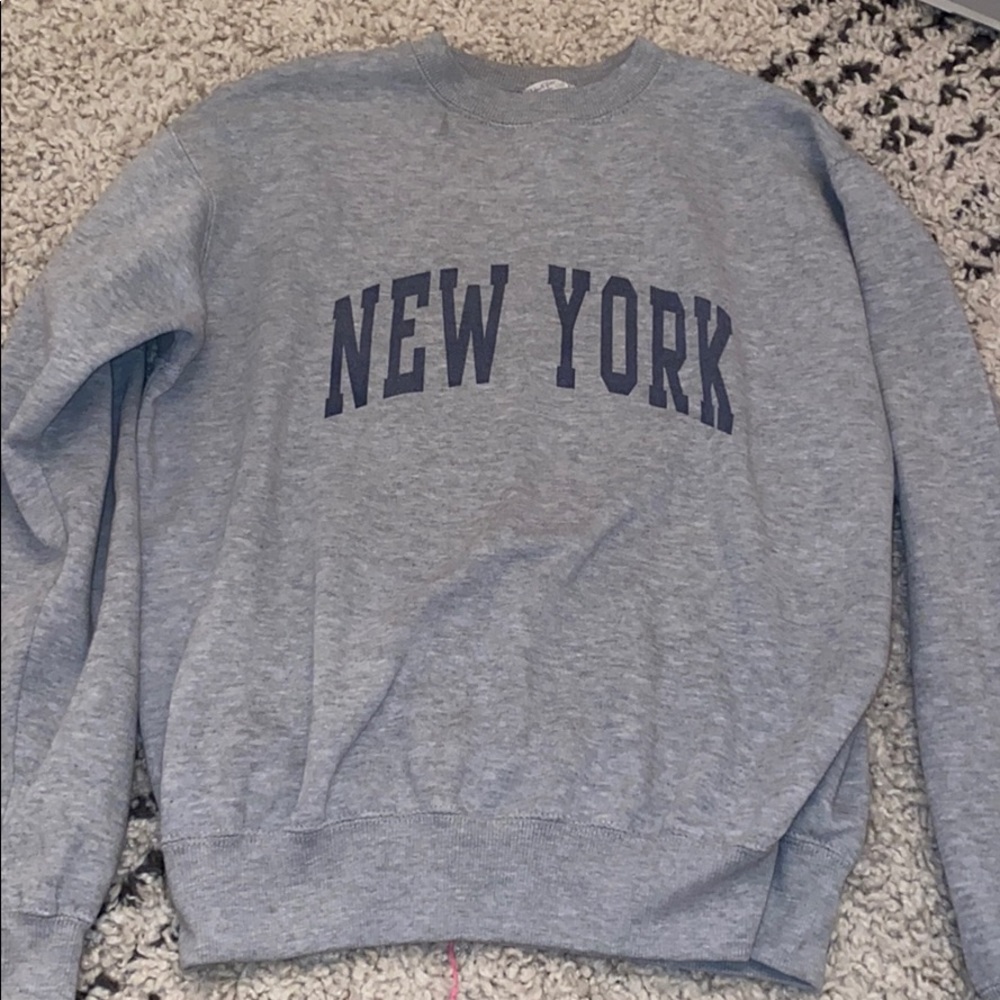 Brandy Melville sweatshirt